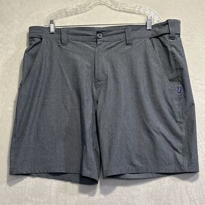 Huk Beacon Men's XXL Blue 9" Inseam Shorts Fishing Stretch Performance Outdoors
